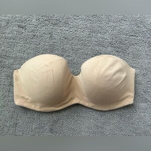 Victoria’s Secret Body by Victoria Lined Strapless Bra Nude 34D